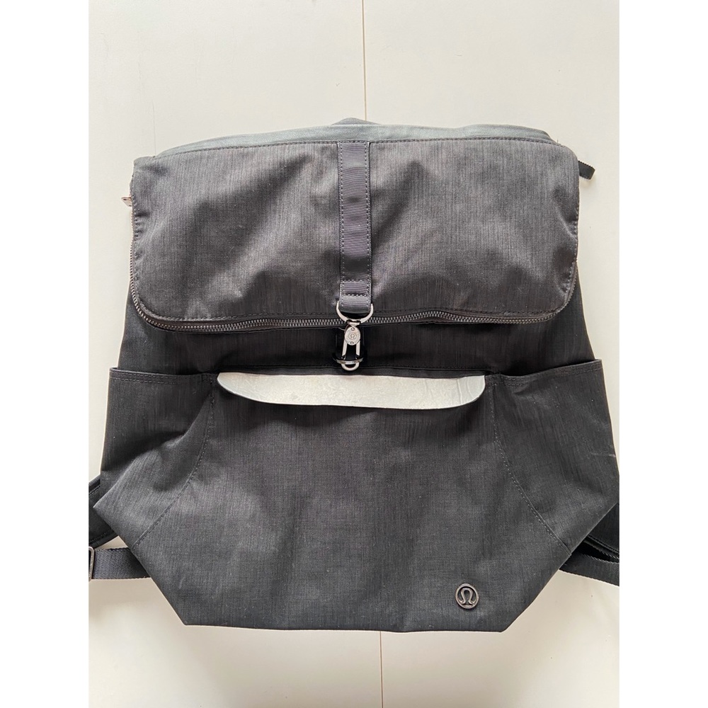 Lululemon Rise and Shine Backpack - Picture 6 of 6